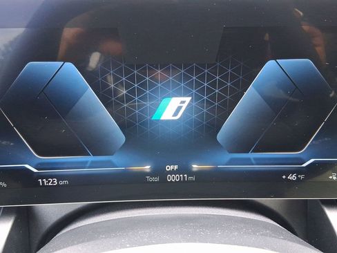 New 2026 BMW i5 eDrive40 w/ Premium Package image 17