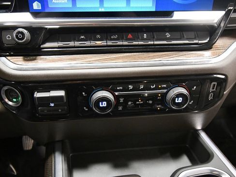 Used 2024 Chevrolet Silverado 1500 RST AWD/4WD image 25
