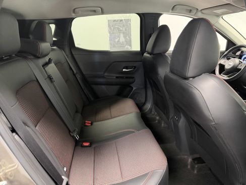Used 2025 Nissan Kicks SR AWD/4WD image 20