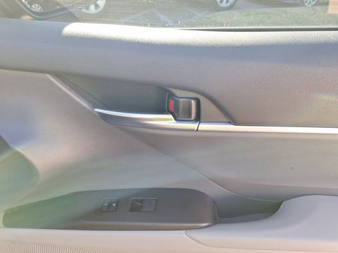 Used 2023 Toyota Camry LE image 34