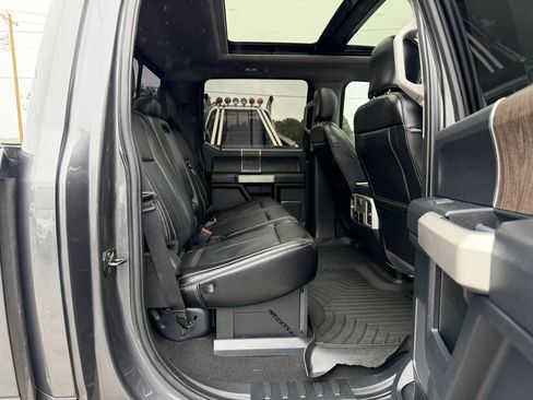 Used 2020 Ford F350 Lariat AWD/4WD image 30
