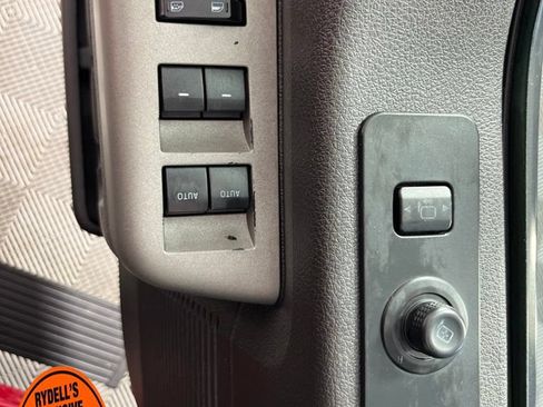 Used 2015 Ford F250 Lariat w/ Chrome Package AWD/4WD image 23