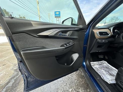 Used 2022 Chevrolet TrailBlazer ACTIV image 23