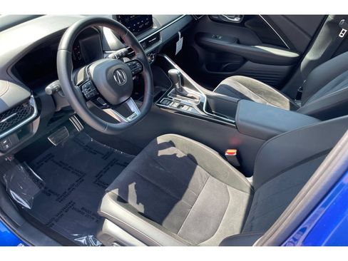 Certified 2025 Acura ADX A-Spec FWD image 9