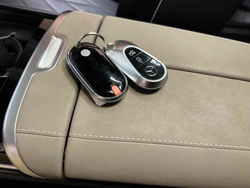 Used 2022 Mercedes-Benz EQS 450+ Sedan image 54