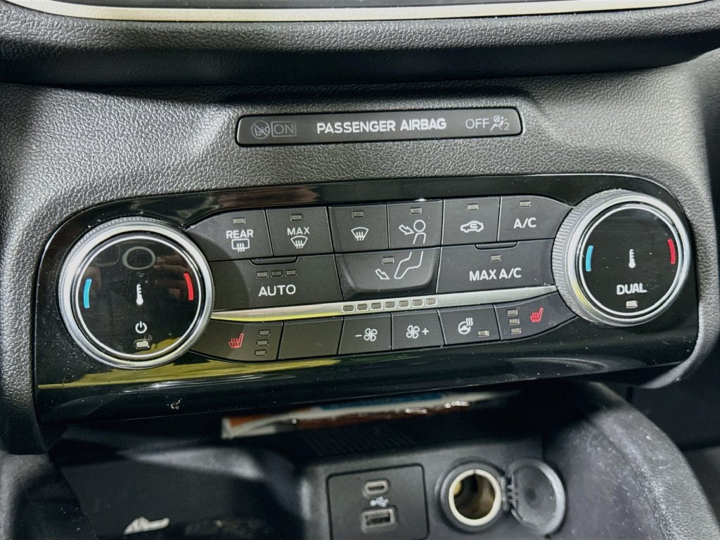 Used 2022 Ford Escape SE w/ Cold Weather Package FWD image 14
