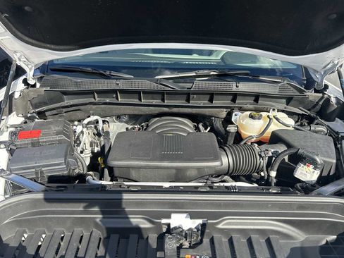 Used 2024 GMC Sierra 1500 SLT w/ SLT Premium Plus Package image 28