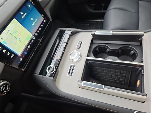 New 2025 Lincoln Navigator Reserve w/ Jet Appearance Package image 25