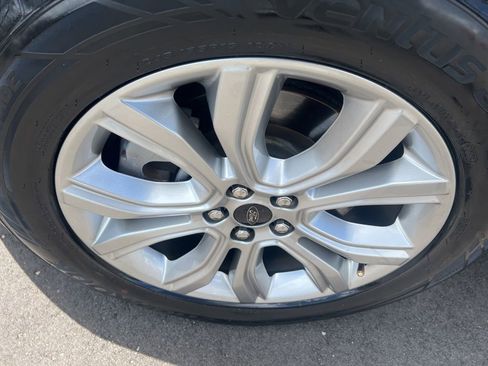 Used 2023 Ford Edge Titanium AWD/4WD image 45