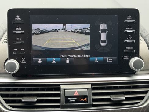 Used 2019 Honda Accord Touring image 27