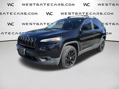 Used 2017 Jeep Cherokee Latitude w/ Cold Weather Group