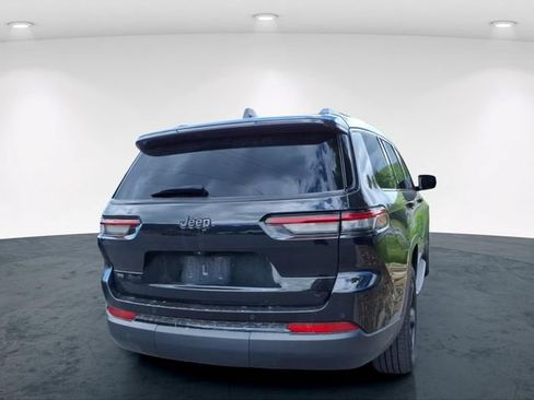 Used 2021 Jeep Grand Cherokee L Laredo AWD/4WD image 11