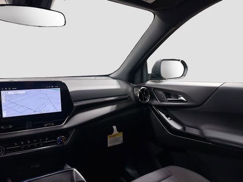 New 2026 Chevrolet Equinox LT FWD image 26