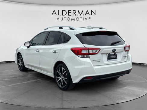 Used 2017 Subaru Impreza 2.0i Limited AWD/4WD image 3
