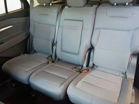 Used 2025 Ford Explorer Active RWD image 14
