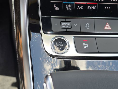 New 2025 Audi Q8 Premium Plus image 27