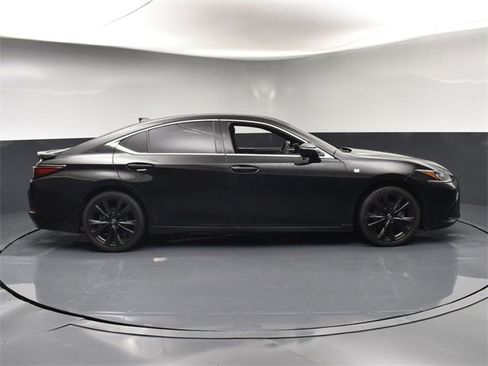 Used 2022 Lexus ES 350 F Sport image 8