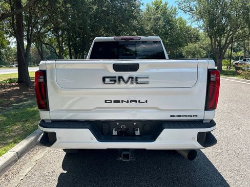 Used 2024 GMC Sierra 2500 Denali w/ Denali Reserve Package AWD/4WD image 7