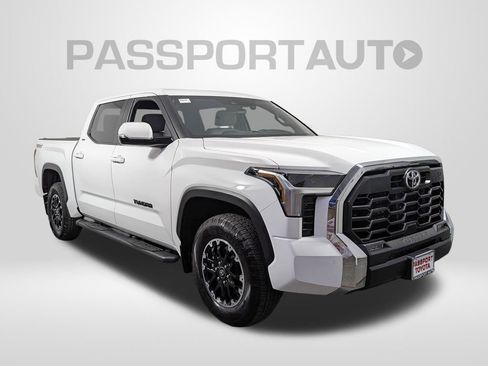 Used 2025 Toyota Tundra SR5 image 12