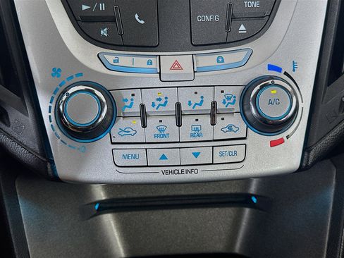 Used 2013 Chevrolet Equinox LT w/ Chrome Package image 22