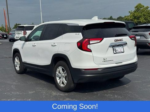 Used 2024 GMC Terrain SLE FWD image 6
