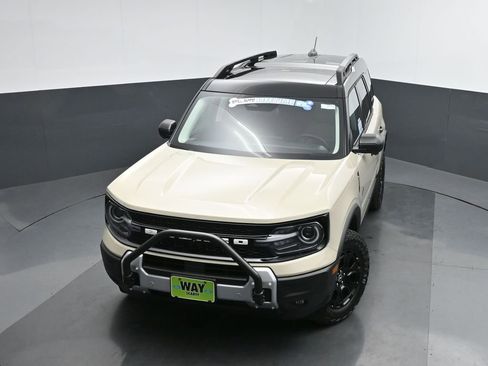 New 2025 Ford Bronco Sport Outer Banks w/ Sasquatch Outer Banks Package image 38