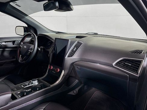 Used 2024 Ford Edge ST-Line image 28