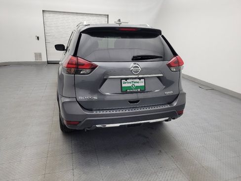 Used 2020 Nissan Rogue S w/ Special Edition Package FWD image 6