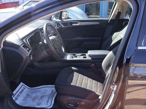 Used 2019 Ford Fusion SE AWD/4WD image 20