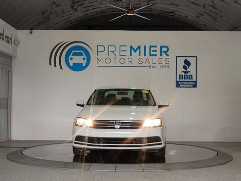 Used 2017 Volkswagen Jetta S FWD image 11