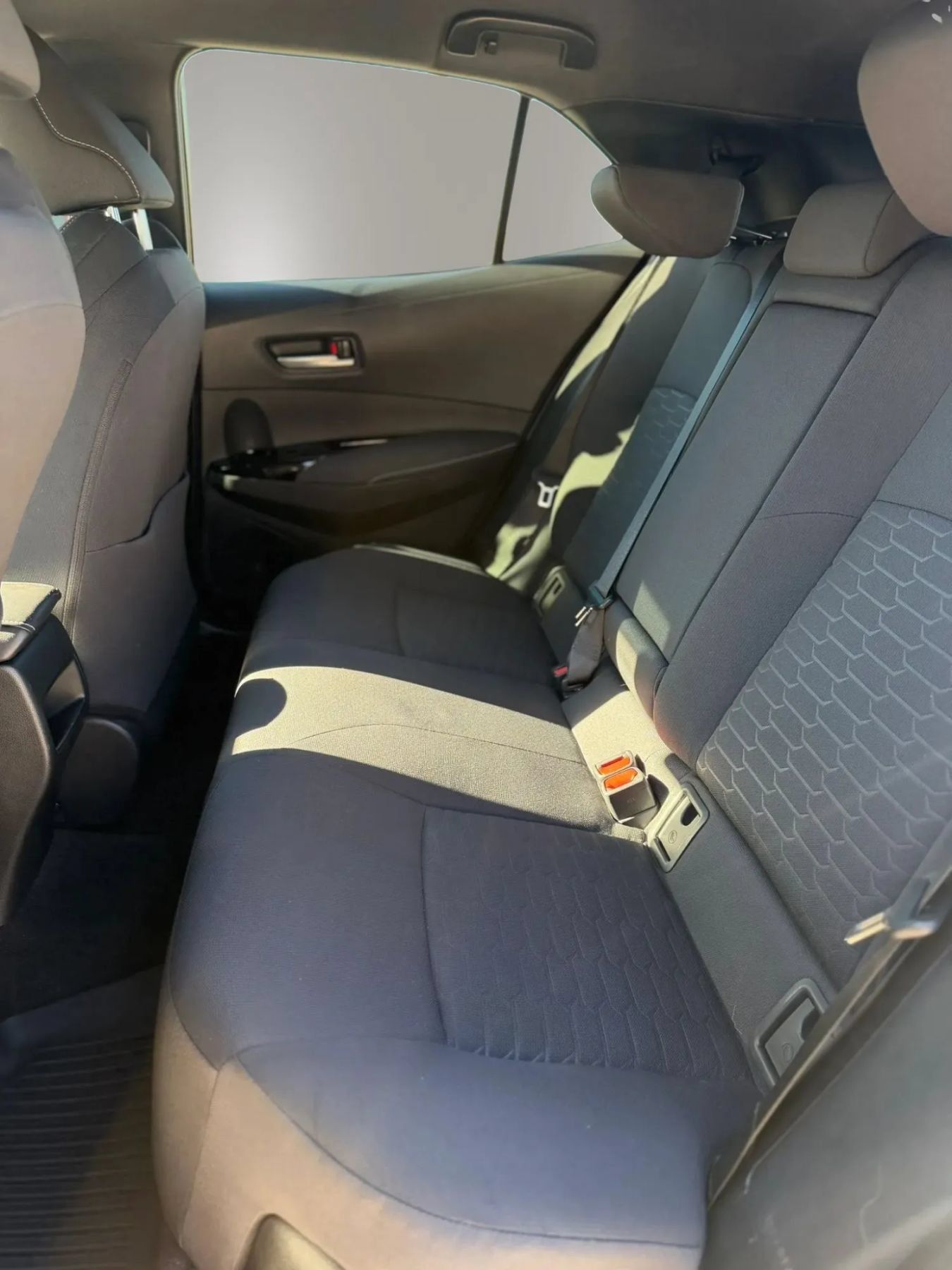 Used 2021 Toyota Corolla SE FWD image 11