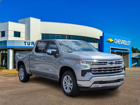 New 2026 Chevrolet Silverado 1500 LTZ w/ LTZ Premium Package AWD/4WD image 7