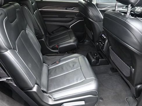 Used 2021 Jeep Grand Cherokee L Limited image 34