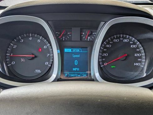 Used 2017 Chevrolet Equinox LT w/ Convenience Package FWD image 10