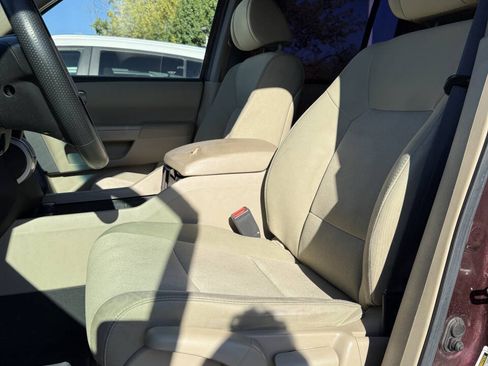 Used 2010 Honda Pilot LX image 11