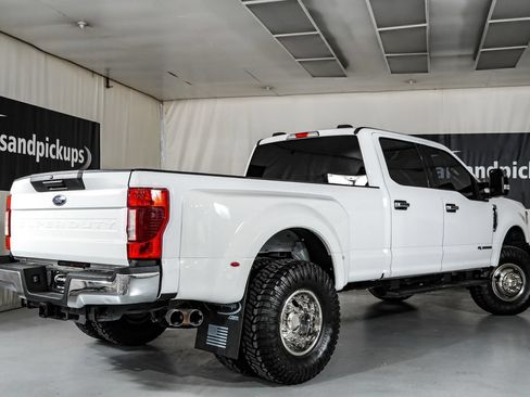 Used 2021 Ford F350 XLT w/ FX4 Off-Road Package AWD/4WD image 8