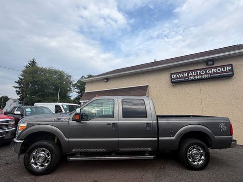 Used 2012 Ford F250 XLT w/ XLT Premium Pkg AWD/4WD image 3