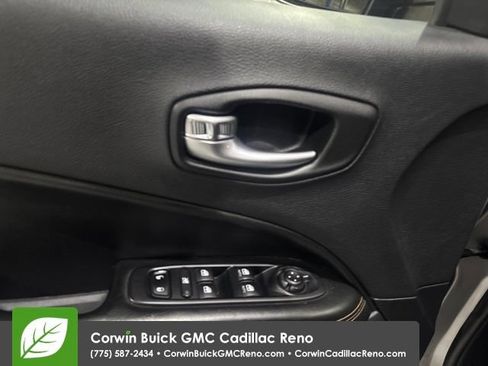 Used 2019 Jeep Compass Limited AWD/4WD image 15
