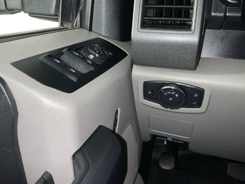 Used 2020 Ford F250 XL w/ Power Equipment Group AWD/4WD image 19