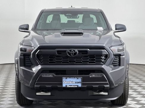 New 2025 Toyota Tacoma TRD Sport image 9