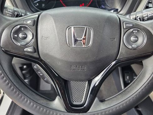 Used 2018 Honda HR-V EX image 27