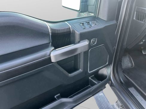 Used 2020 Ford F150 Platinum w/ Equipment Group 701A Luxury image 35