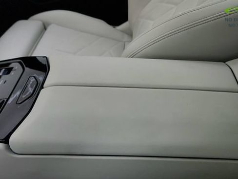 Used 2024 BMW i5 eDrive40i w/ Executive Package RWD image 62