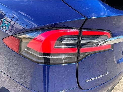 Used 2016 Tesla Model X 90D AWD/4WD image 28