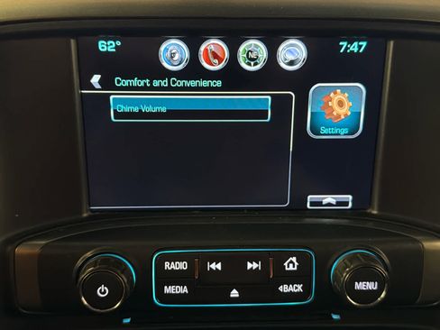 Used 2018 Chevrolet Silverado 1500 LT w/ All Star Edition image 37