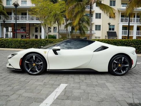 Used 2023 Ferrari SF90 Stradale AWD/4WD image 15