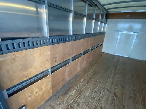 Used 2021 Chevrolet Express 3500 w/ Power Convenience Package image 7