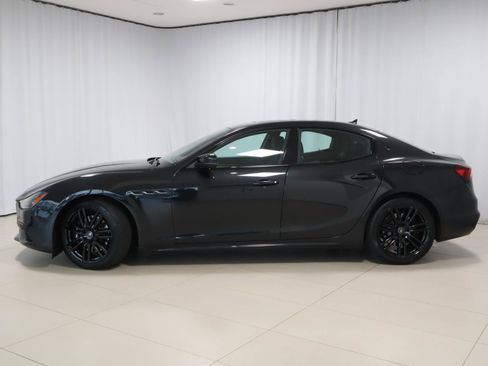 Used 2022 Maserati Ghibli Modena Q4 image 2