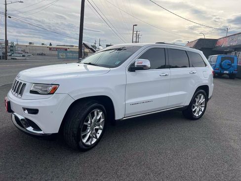 Used 2014 Jeep Grand Cherokee Summit AWD/4WD image 3