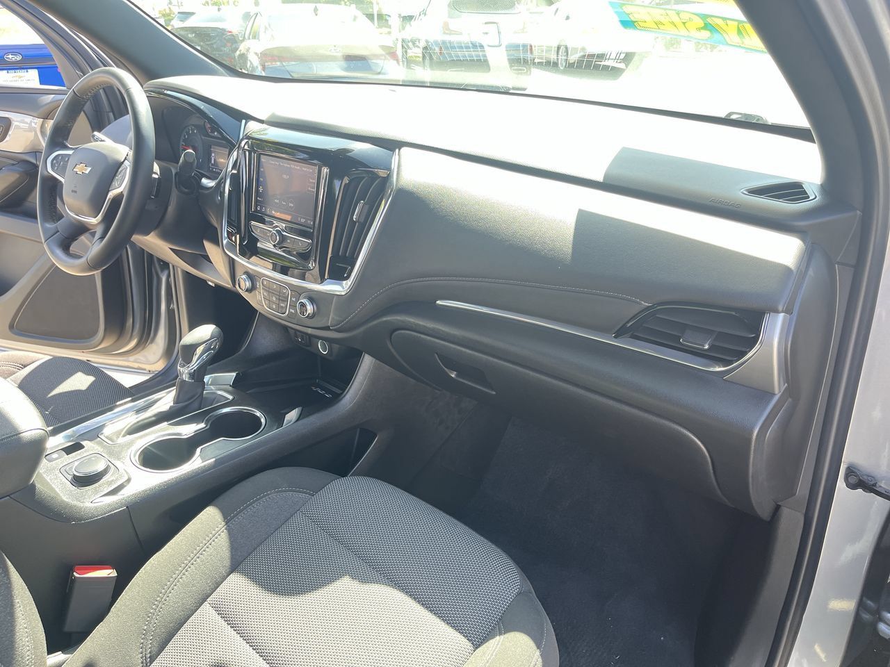 Used 2023 Chevrolet Traverse LT w/ LPO, Cargo Package FWD image 26